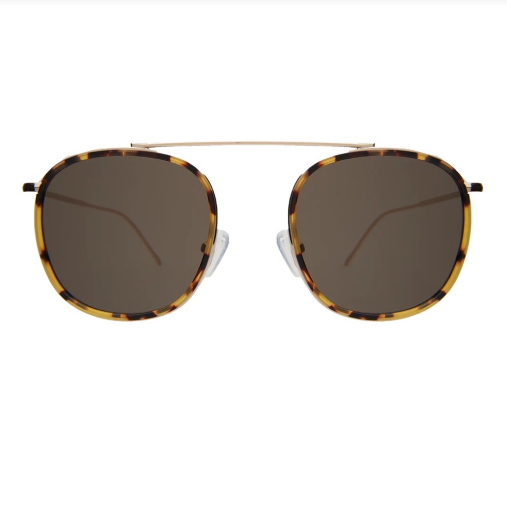 Illesteva Mykonos Ace Sunglasses In Havana/Gold/Grey Flat